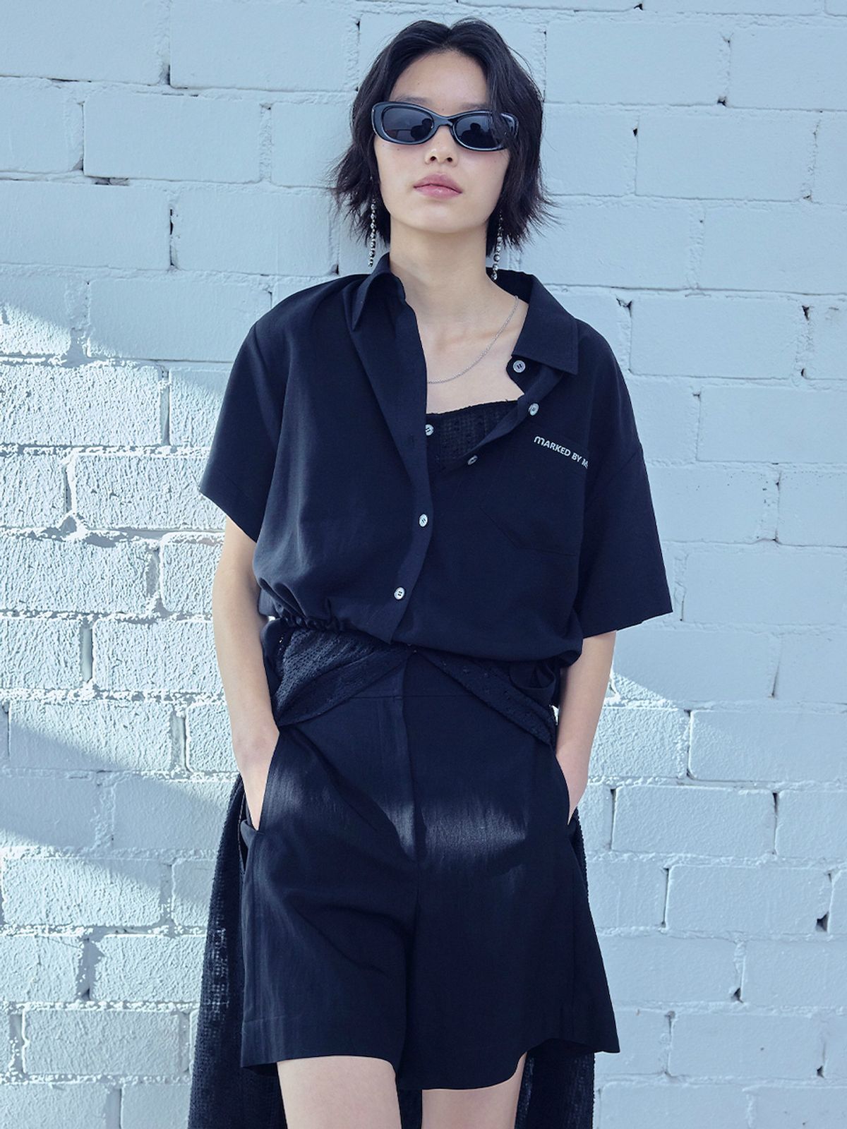 엘유브이엠(LUVM) COLLAR STRING SHIRTS_BLACK