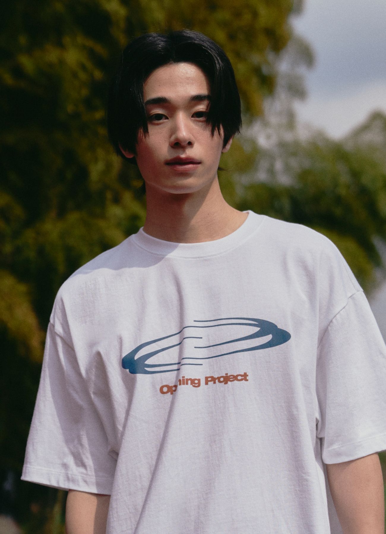 韓国発!【OPENING PROJECT】シンボルロゴ マルチカラーTシャツ MUSINSA公式 | OPENING PROJECT Symbol Logo Multi Color T