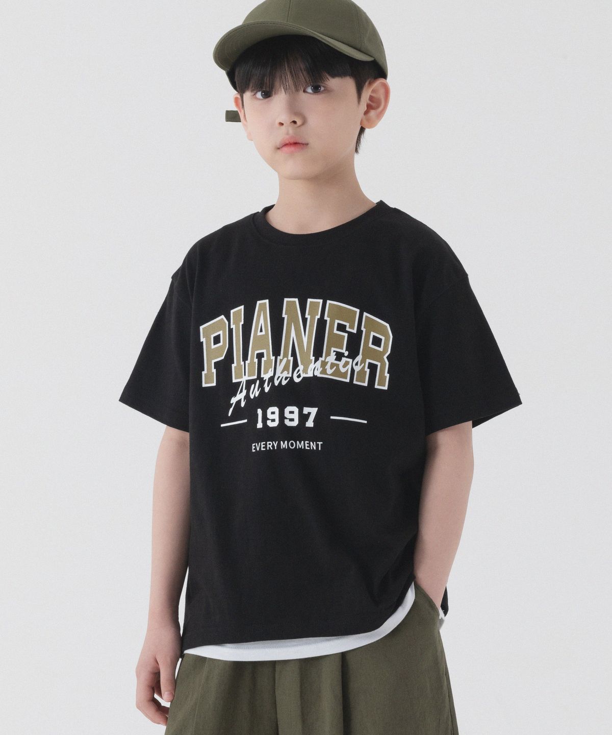 피아네르 키즈(PIANER KIDS) 빅 로고 어센틱 오버핏 반팔 (블랙)