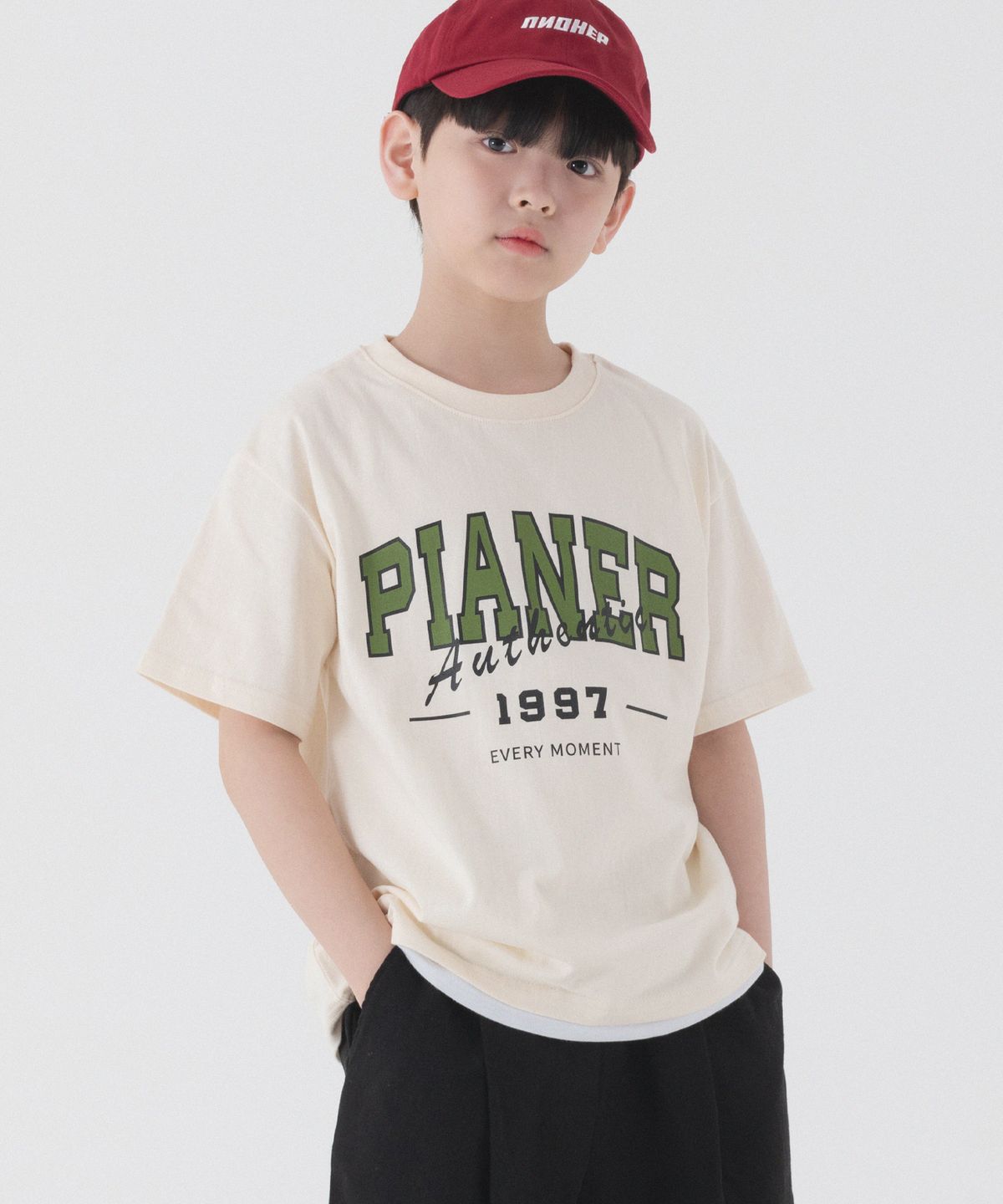 피아네르 키즈(PIANER KIDS) 빅 로고 어센틱 오버핏 반팔 (크림)
