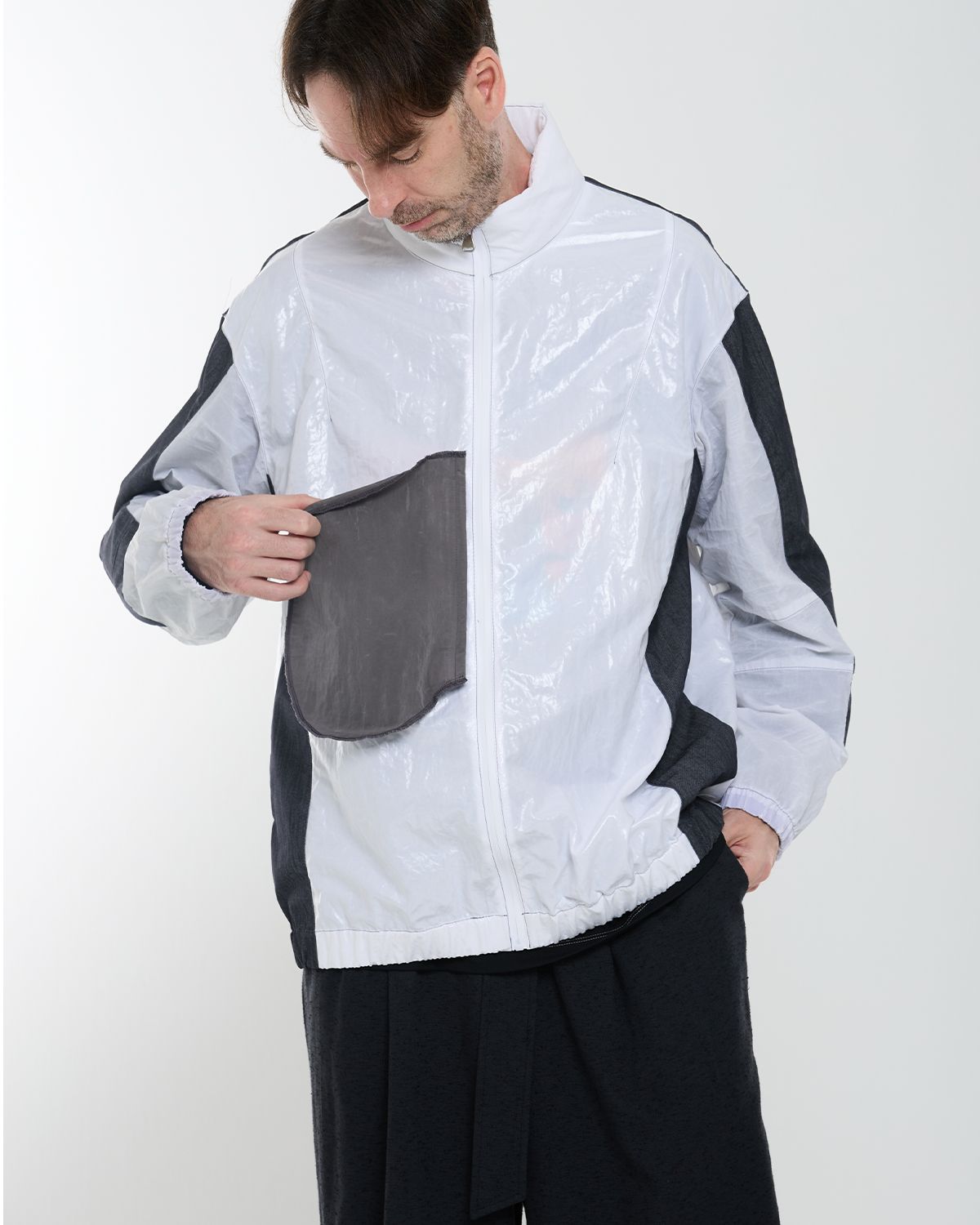 와이쏘씨리얼즈(WHYSOCEREALZ) Flesh eatin up Windbreaker