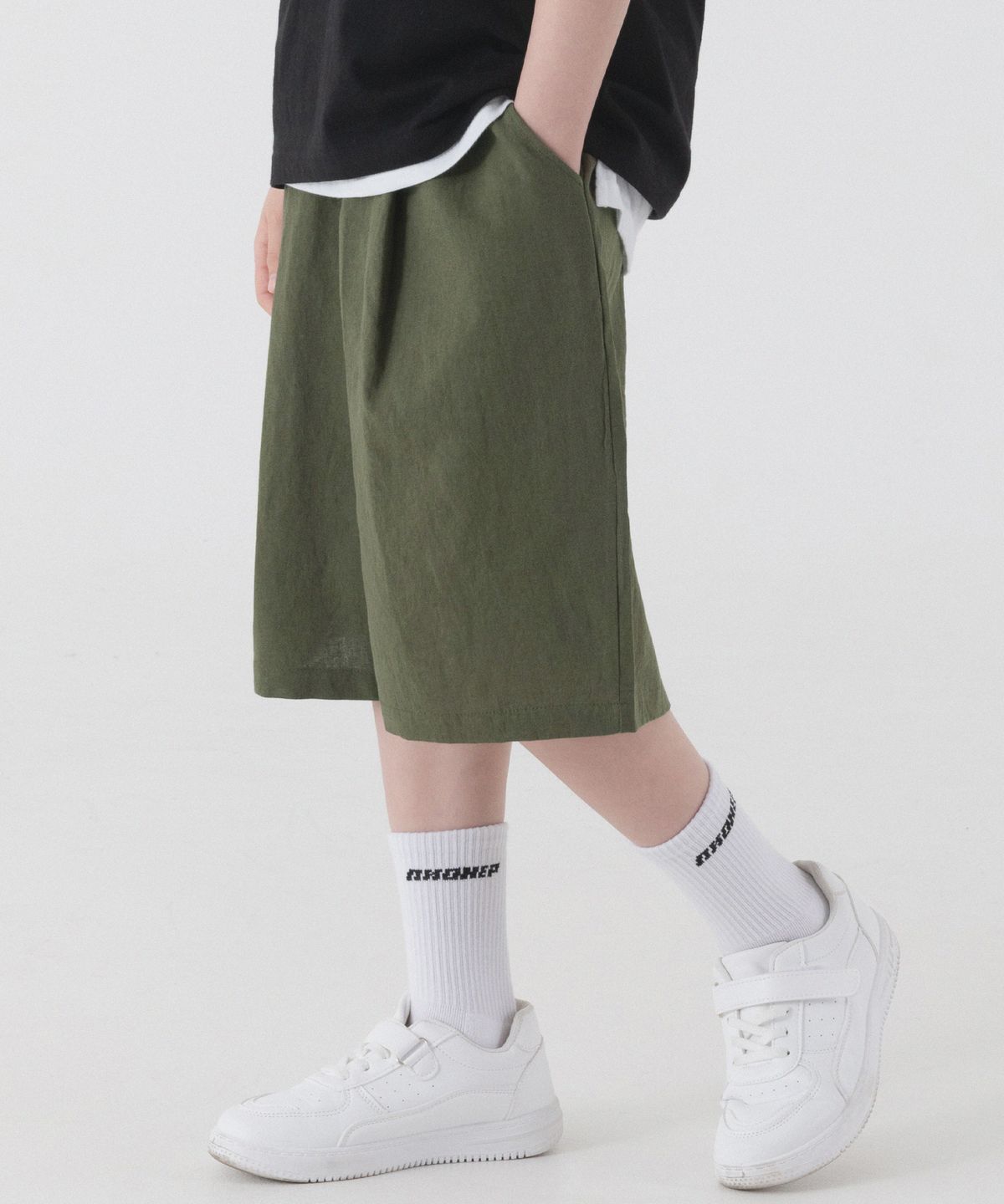 피아네르 키즈(PIANER KIDS) 컴포터블 린넨 원 턱 버뮤다팬츠 (카키)