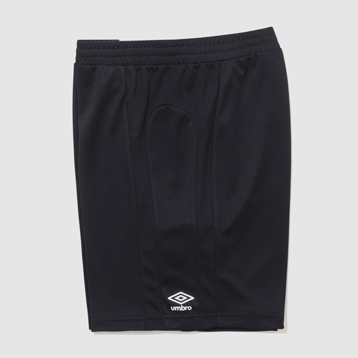 엄브로(UMBRO) PTR 필드트레이닝 메쉬 풋볼 4.5부 반바지 블랙(UQ221SHP52)