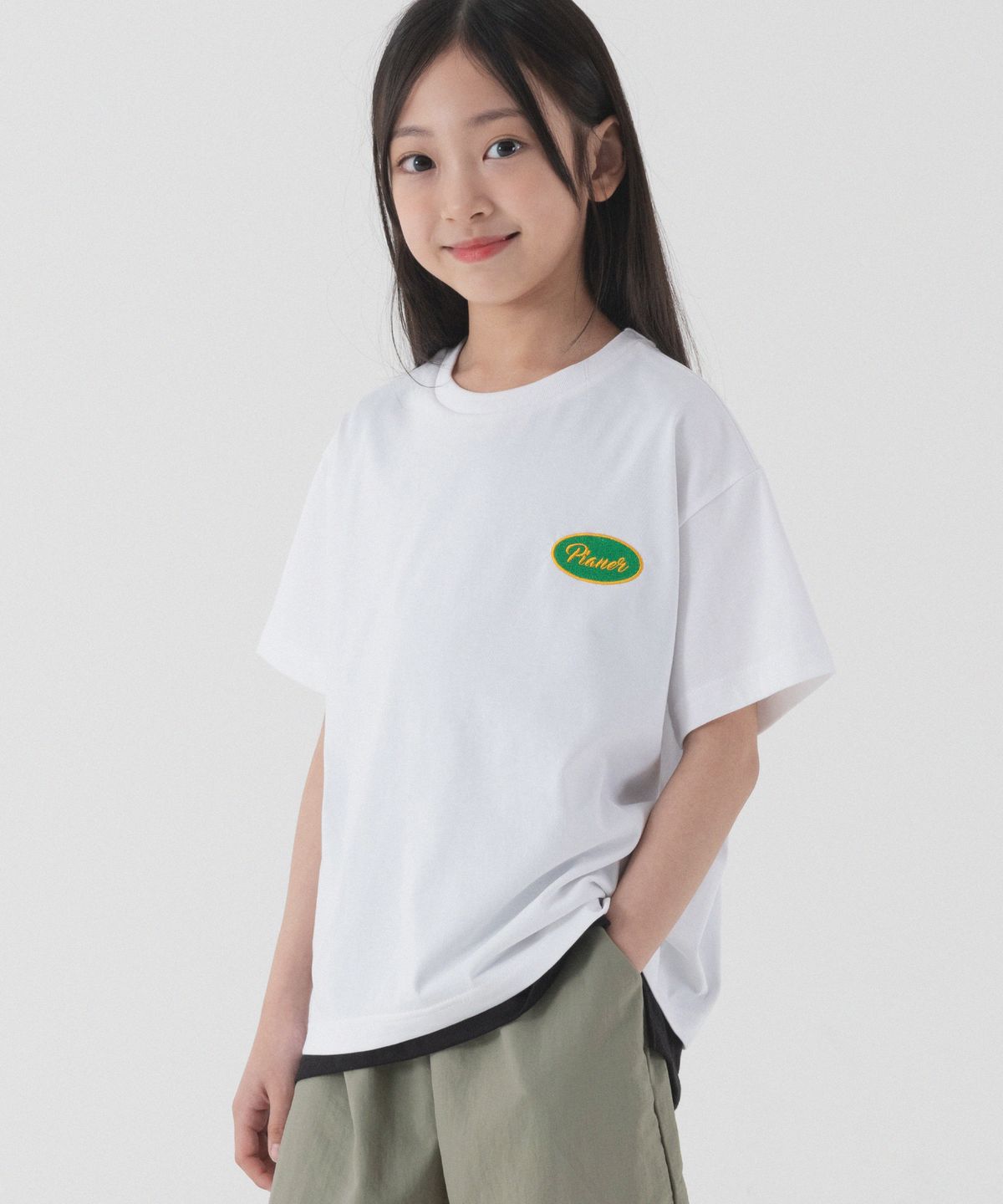 피아네르 키즈(PIANER KIDS) 쿨 레터링 자수 오버핏 반팔 (화이트)