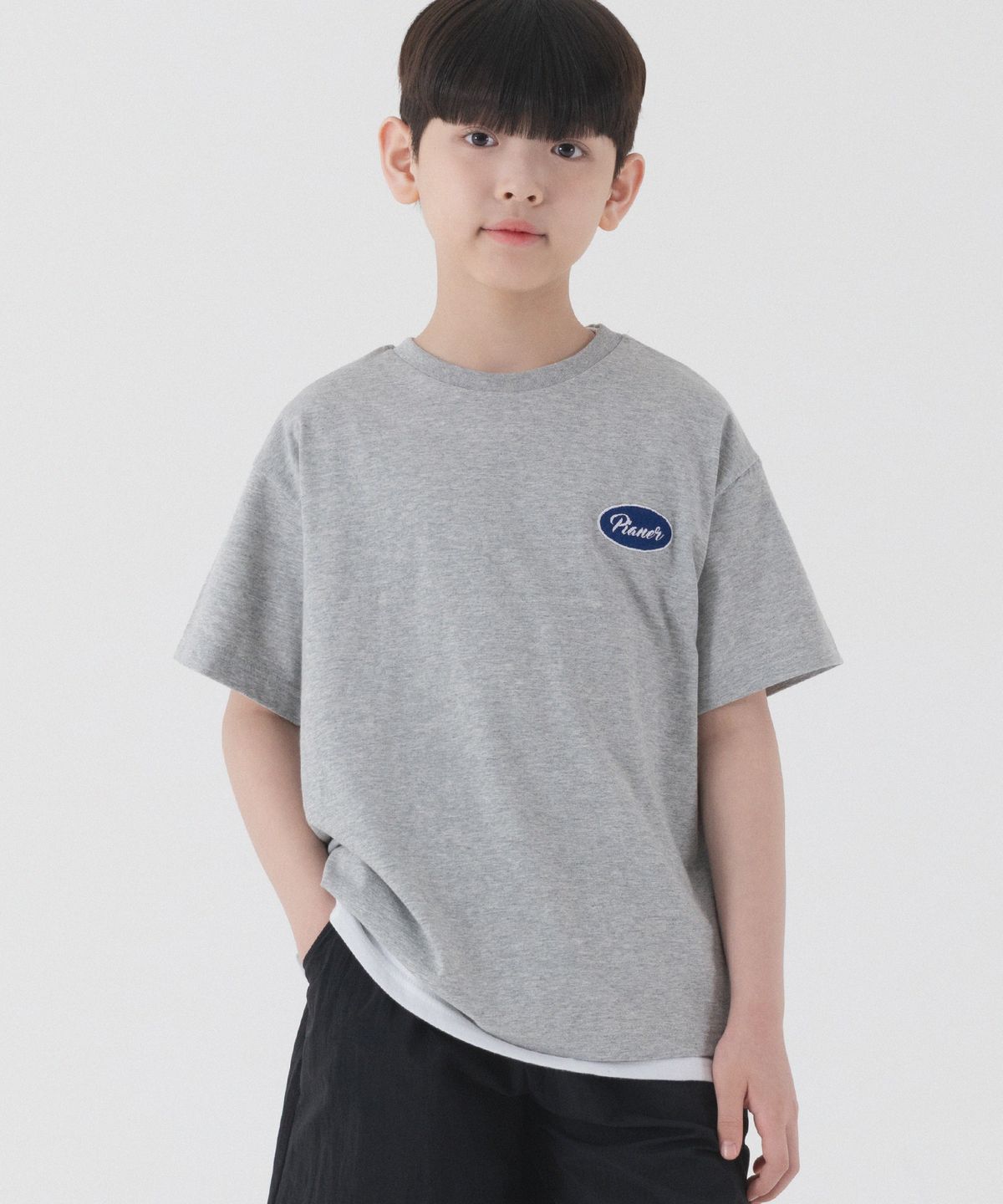 피아네르 키즈(PIANER KIDS) 쿨 레터링 자수 오버핏 반팔 (멜란지)