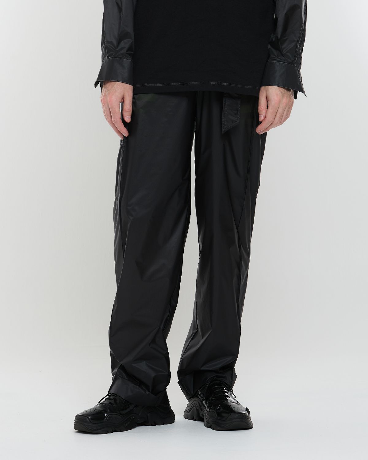와이쏘씨리얼즈(WHYSOCEREALZ) Membrane Wide Pants (metal black)