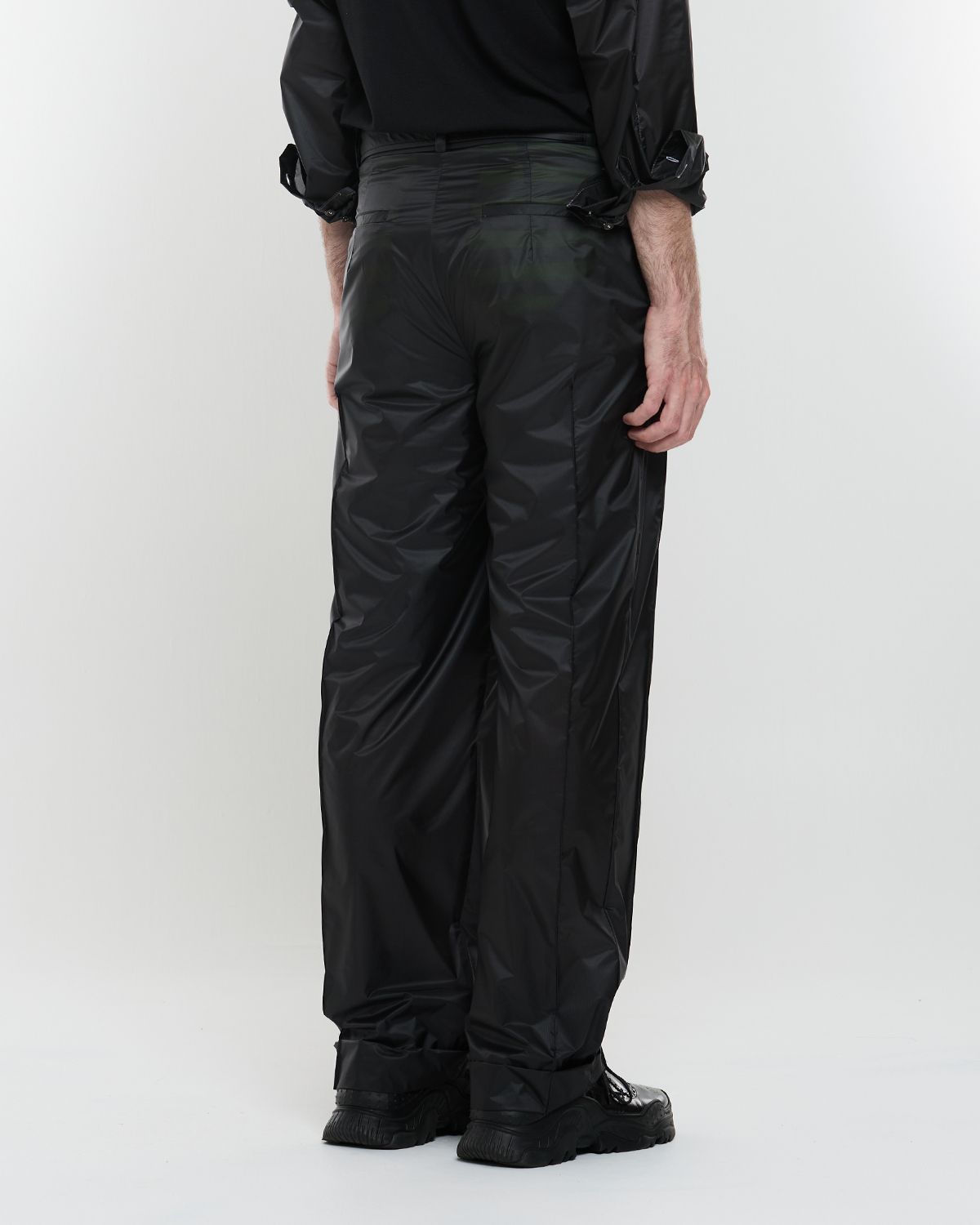 와이쏘씨리얼즈(WHYSOCEREALZ) Membrane Wide Pants (metal black)
