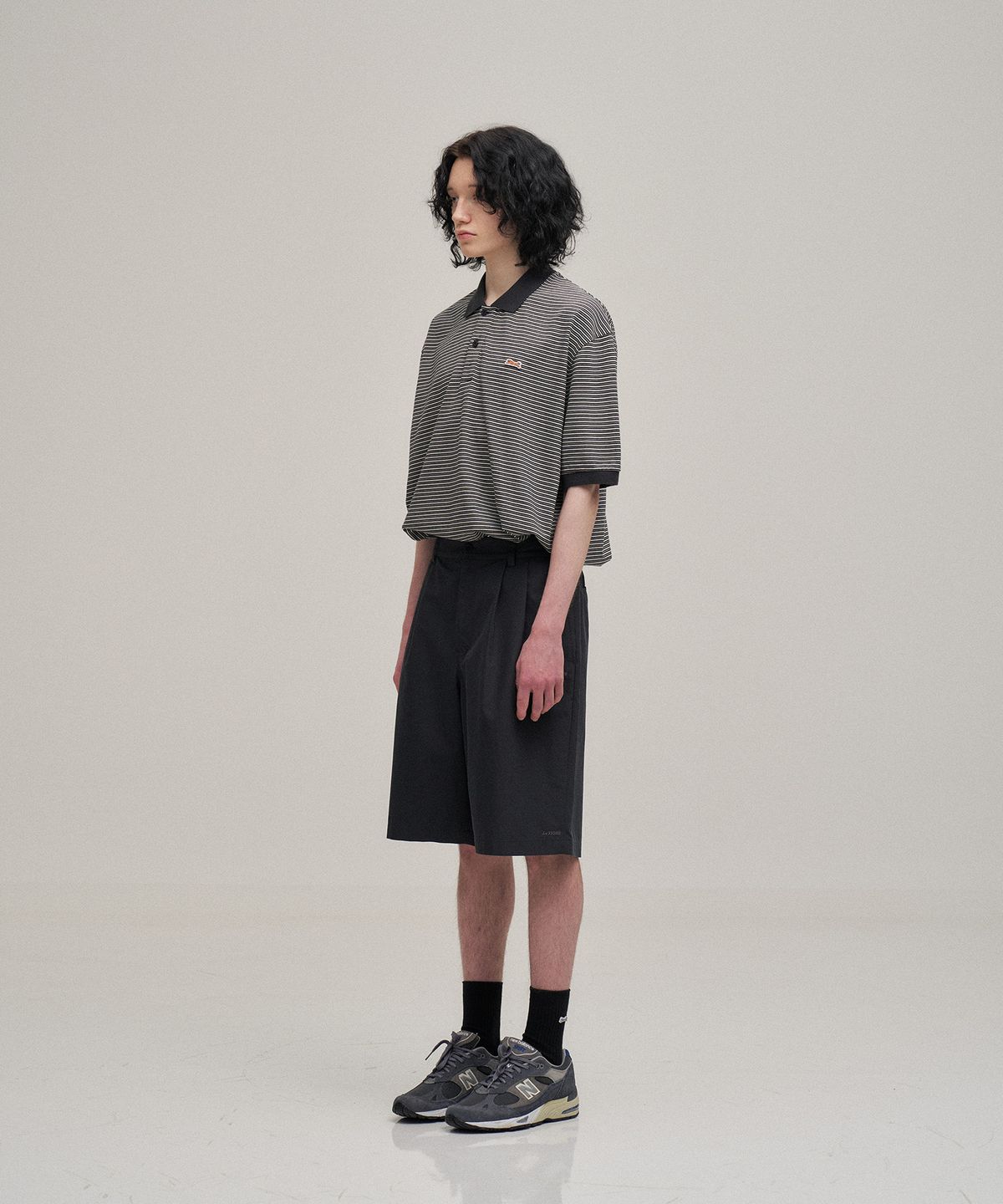 르티그레(LE TIGRE) Two Tuck Banded Shorts (Almost Black)