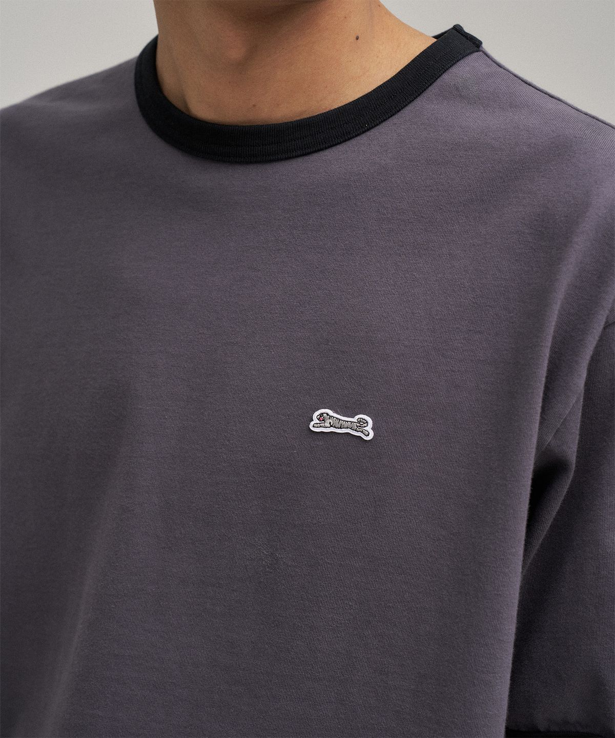 르티그레(LE TIGRE) Classic Ringer T-shirt (Charcoal)