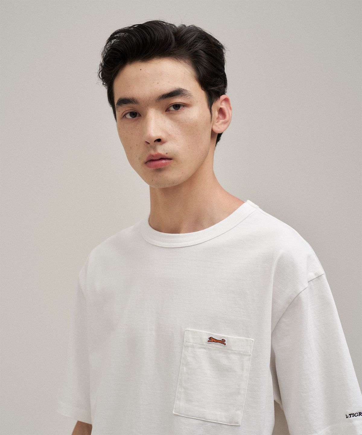 르티그레(LE TIGRE) Classic Pocket T-shirts (Off White)