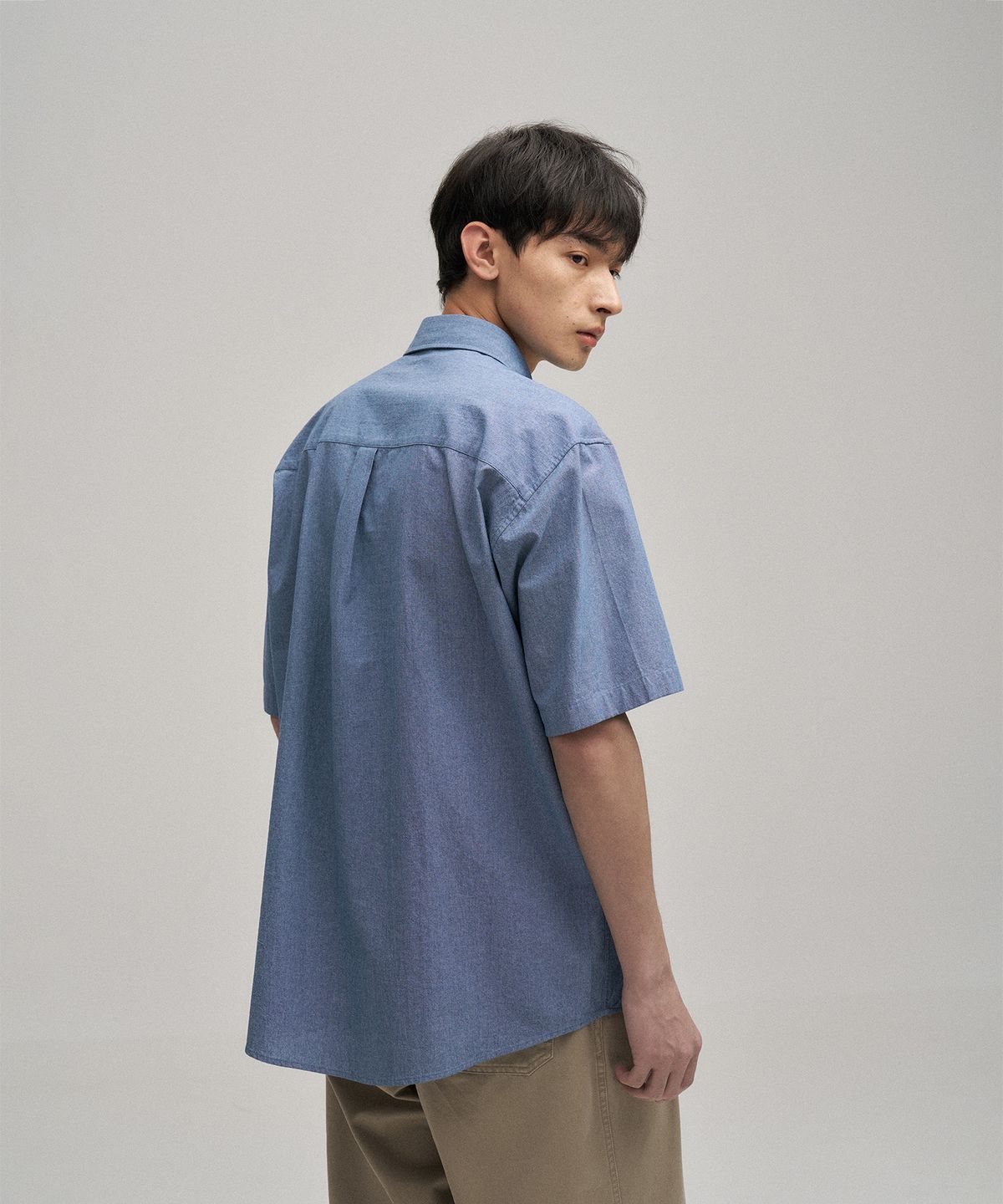 르티그레(LE TIGRE) Oxford Short Sleeve Shirt (Mid Blue)