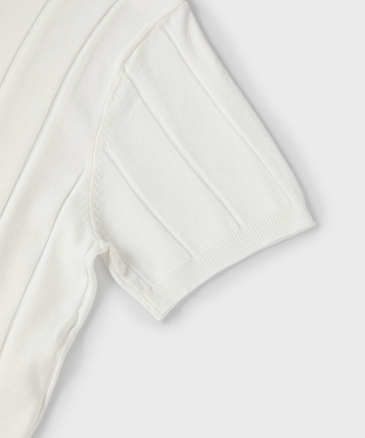 빠니깔레(PANICALE) 화이트 스트라이프 조니 칼라 폴로 니트