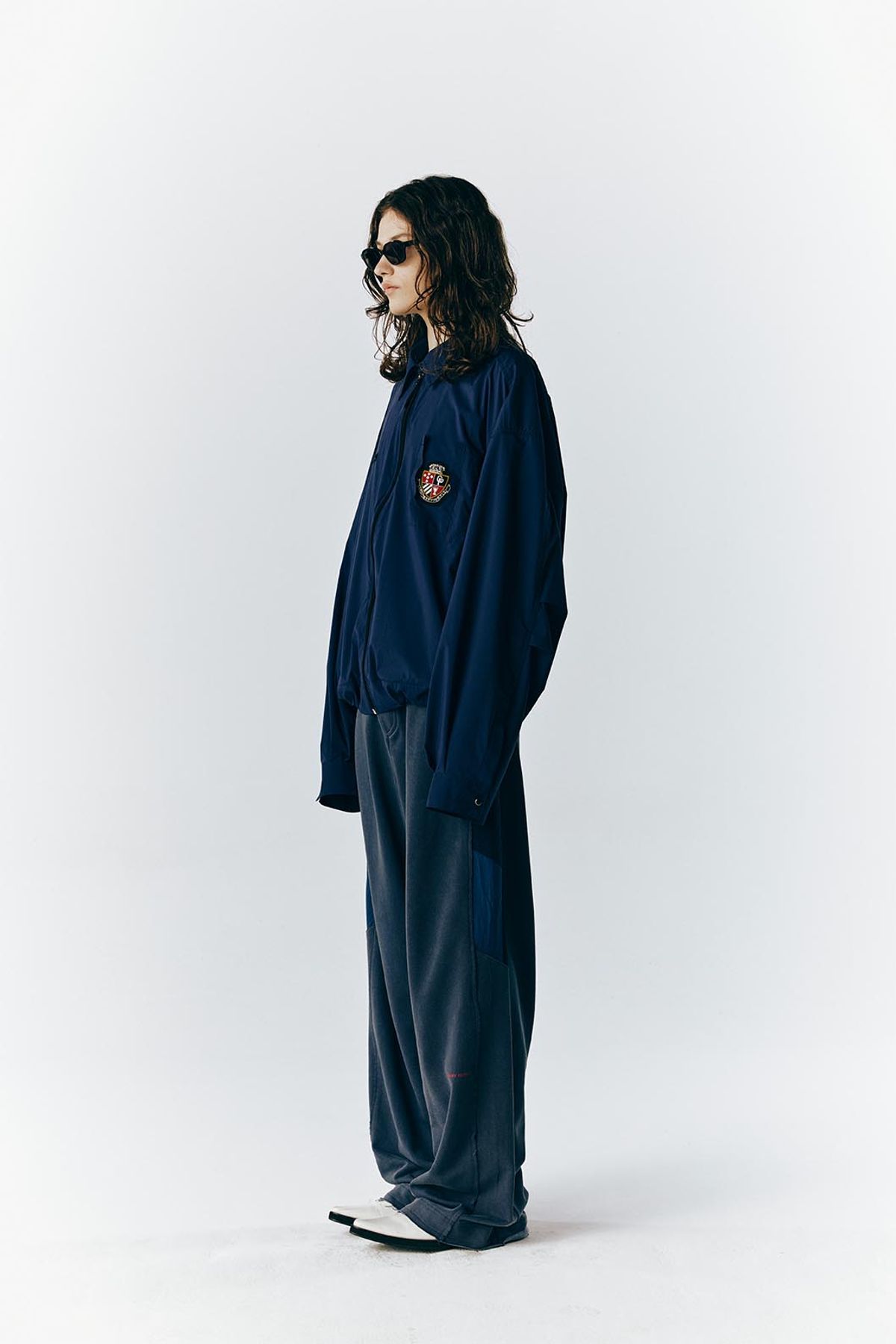 오디너리피플(ORDINARY PEOPLE) RE : Sloping Zip Wave Jacket [Navy]