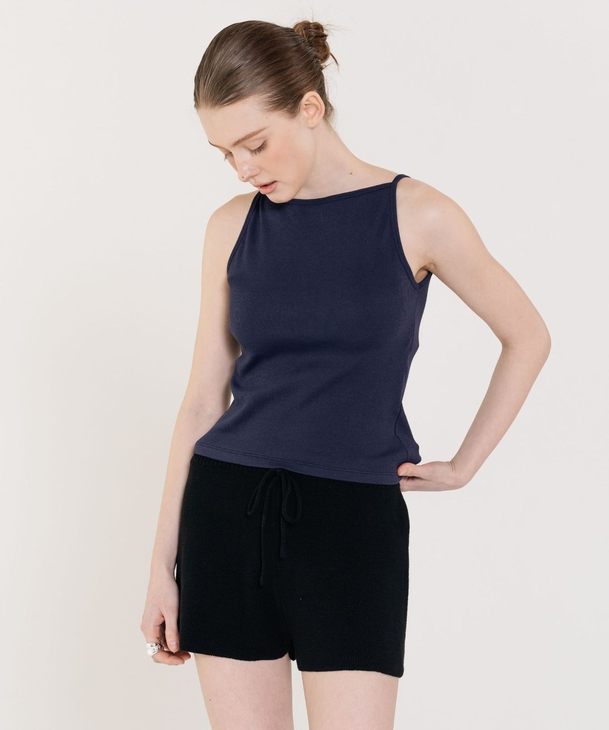 인지액티브(INJIACTIVE) Ribbed Boat neck sleeveless 네이비
