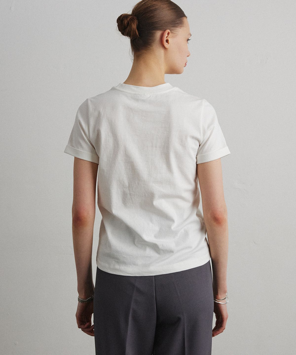 아흐레(AHRE) COTTON ROLL-UP T-SHIRT_WHITE