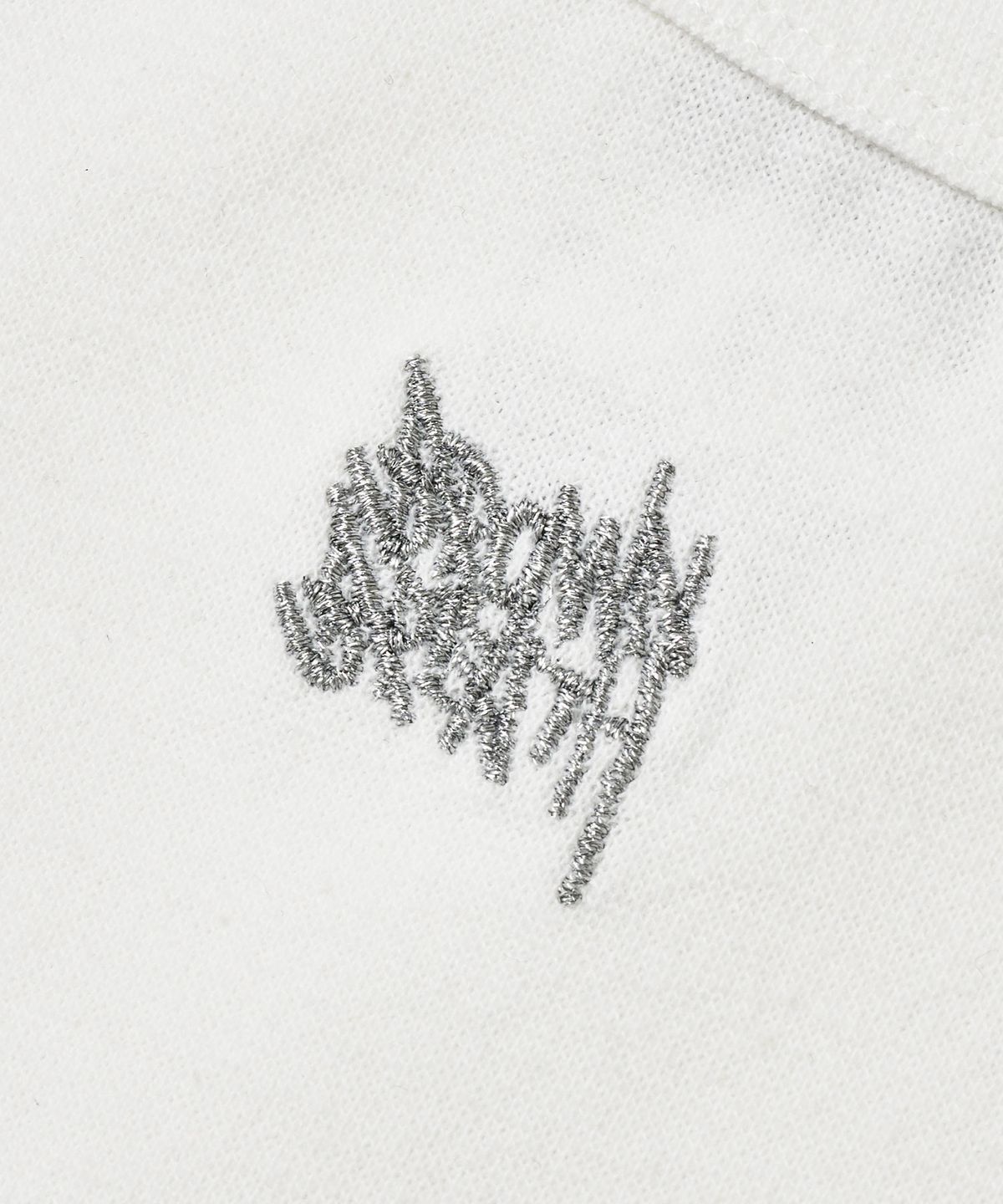 브라운브레스(BROWNBREATH) W TAG BASIC SLEEVELESS - WHITE