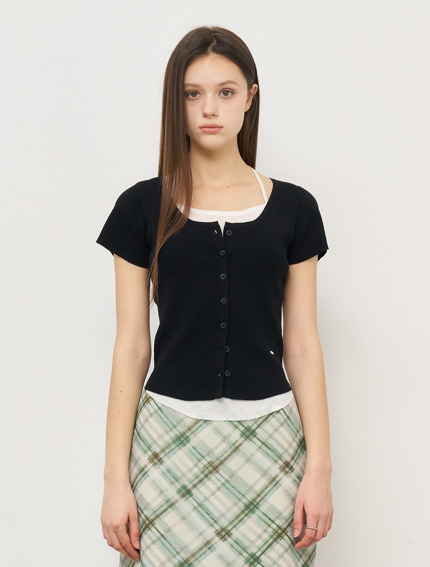 MUSINSA | GENERAL IDEA Button Layered Half Pullover [BLACK