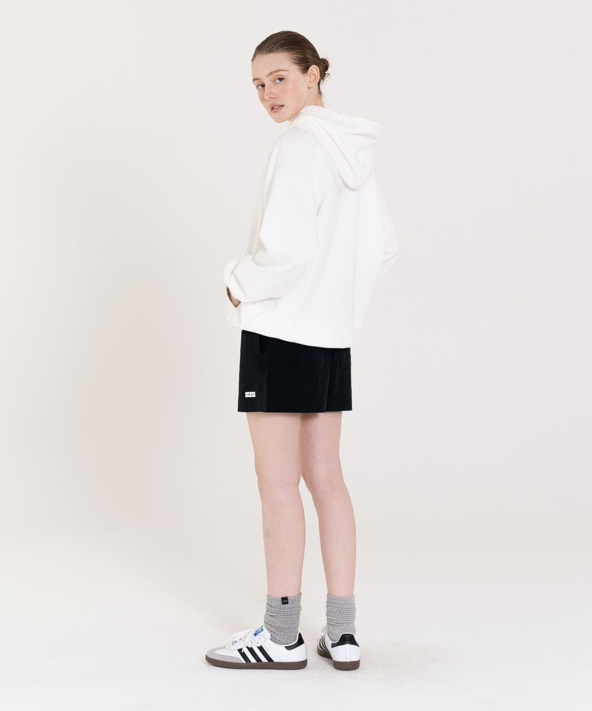 인지액티브(INJIACTIVE) Active Nylon Shorts 블랙