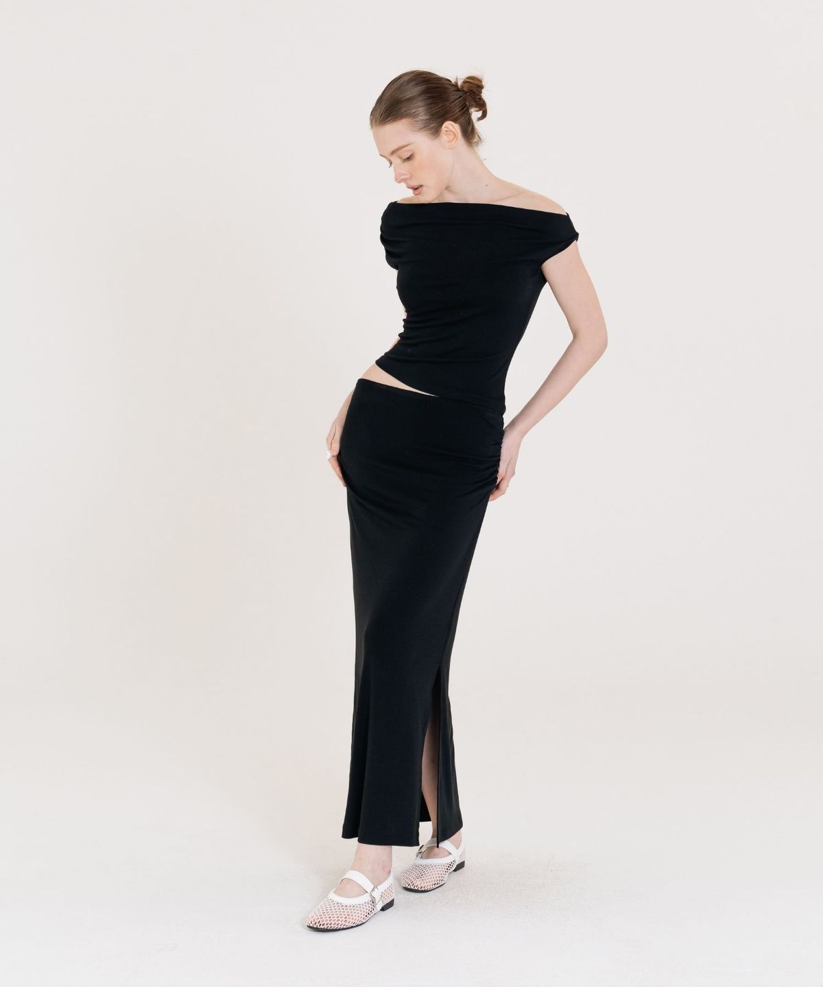 인지액티브(INJIACTIVE) Drape Slit Skirt 블랙