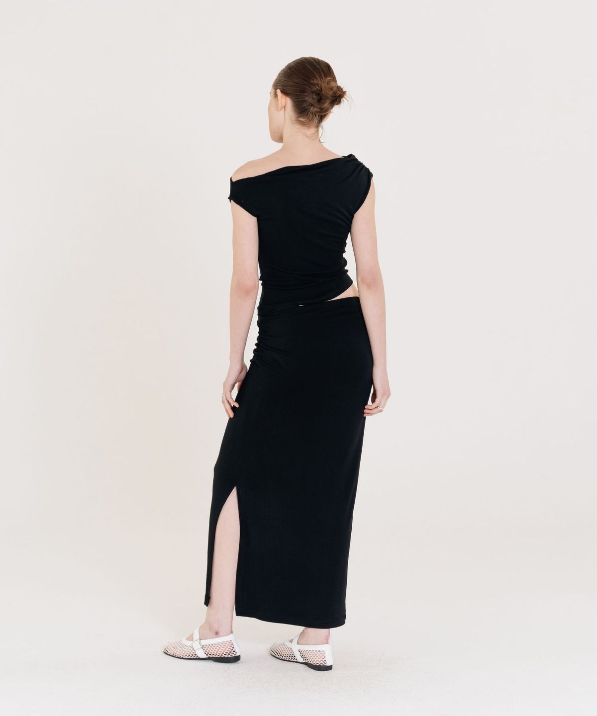 인지액티브(INJIACTIVE) Drape Slit Skirt 블랙