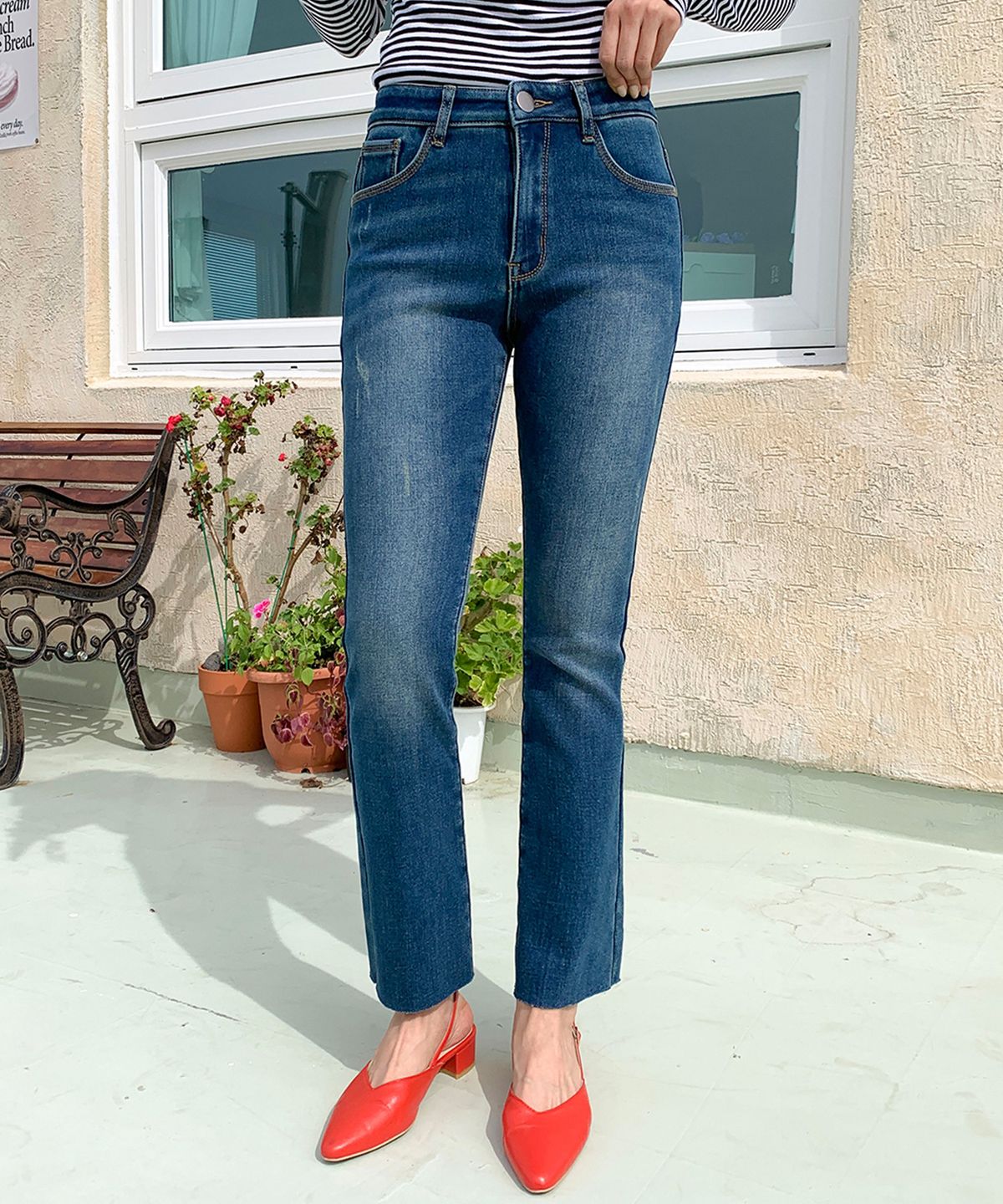 빼빼(BBAEBBAE) 빅사이즈 본딩기모 컷팅 부츠컷 청바지