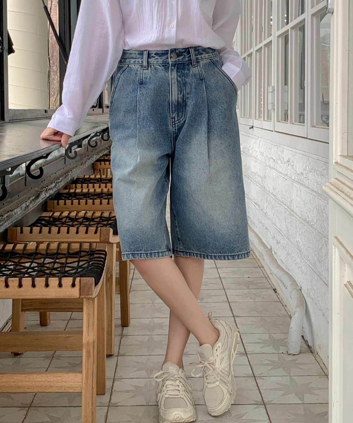 빼빼(BBAEBBAE) 원턱 버뮤다 데님 하프 반바지