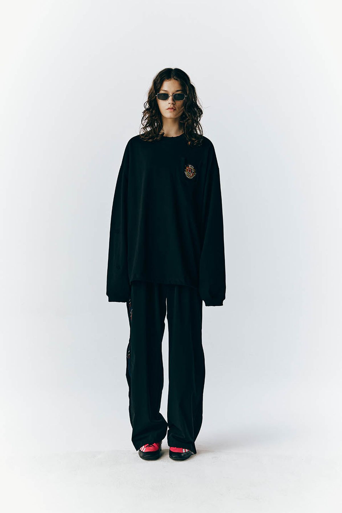 오디너리피플(ORDINARY PEOPLE) RE : SHIRT 08 - Tie - UP Trackers Track Pants (BLACK)