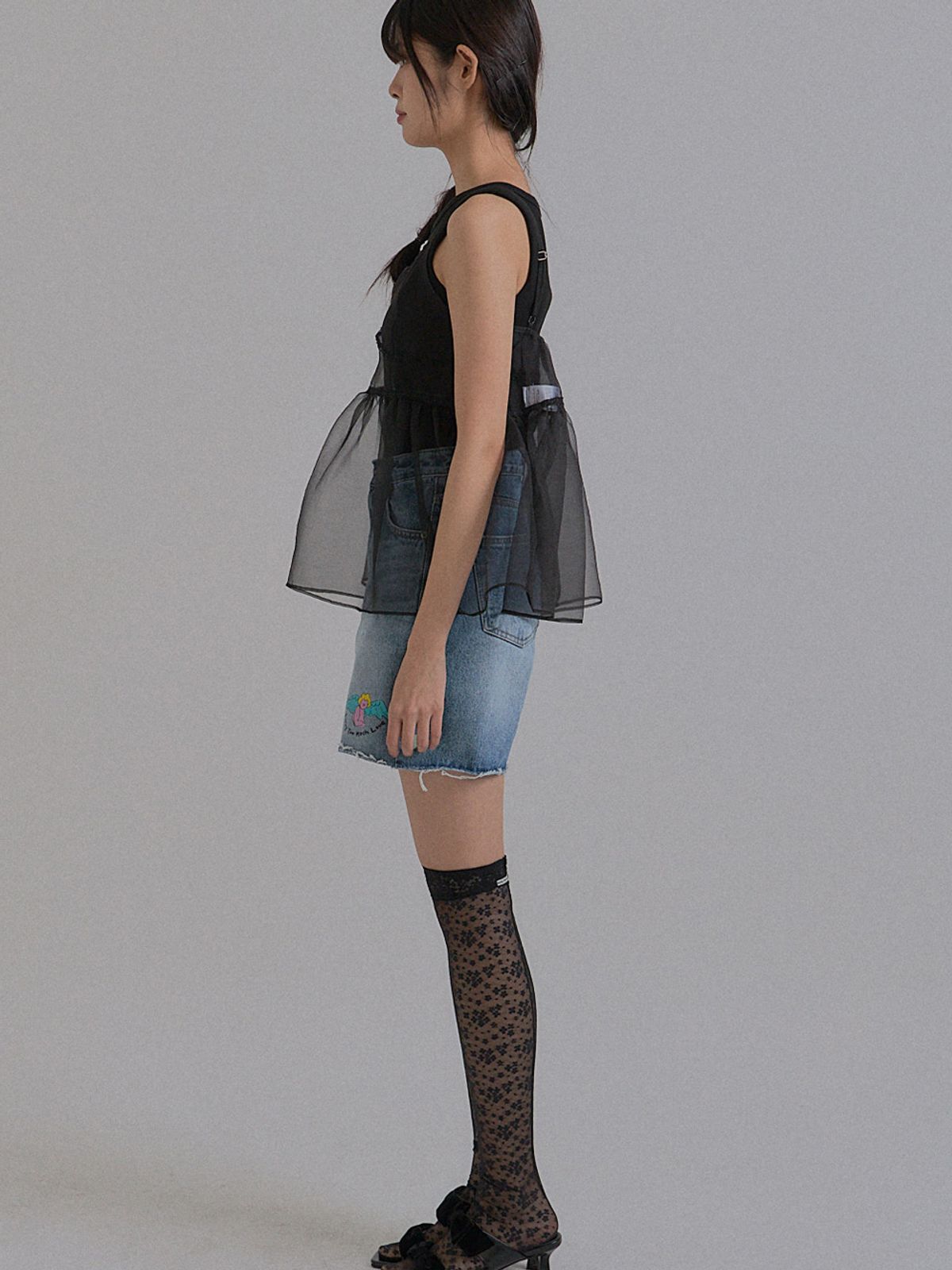 쏘리, 투 머치 러브(SORRY, TOO MUCH LOVE) Silhouette Sheer Layer Top_Black