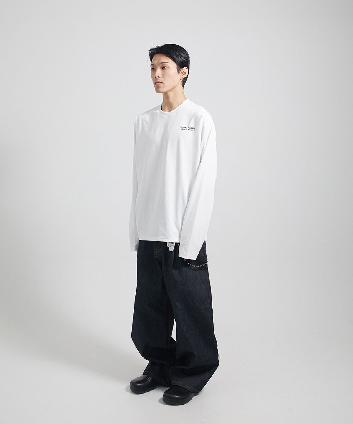 땡스메시아(THANKS MESSIA) ODE TO NUJABES LONG SLEEVE-WHITE