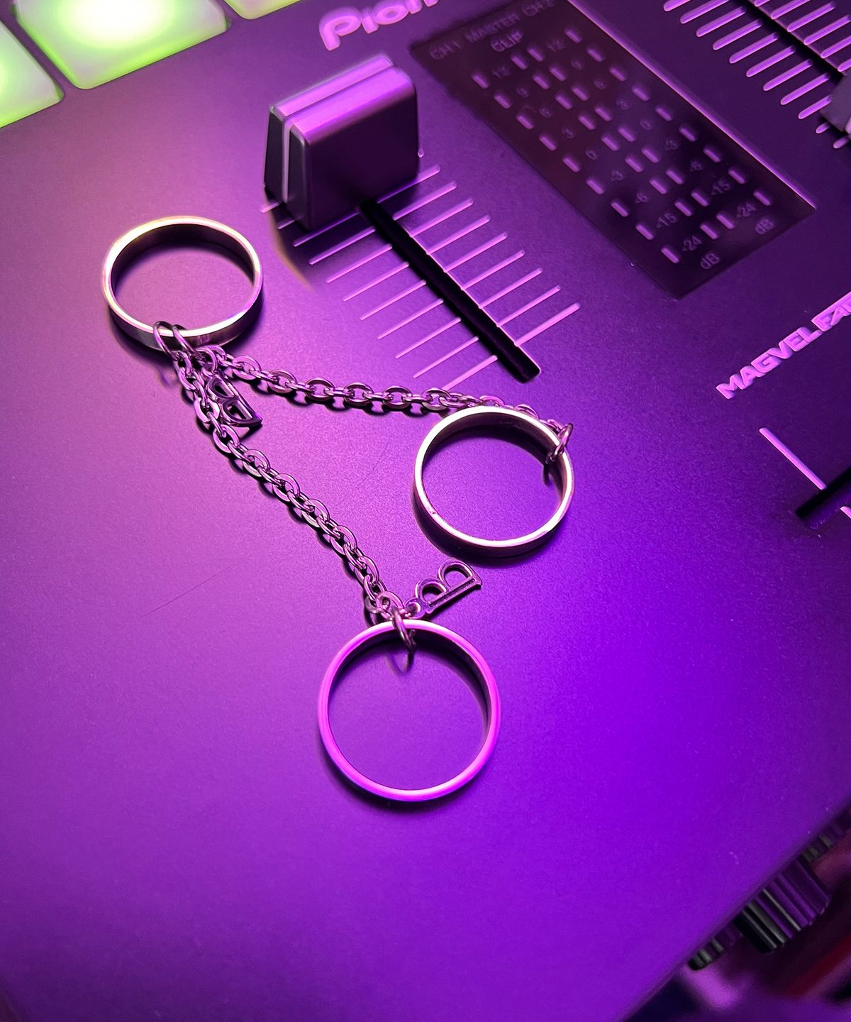베이스클레프(BASSCLEF) 남자 반지 체인 연결 레이어드 TRIPLE CHAIN