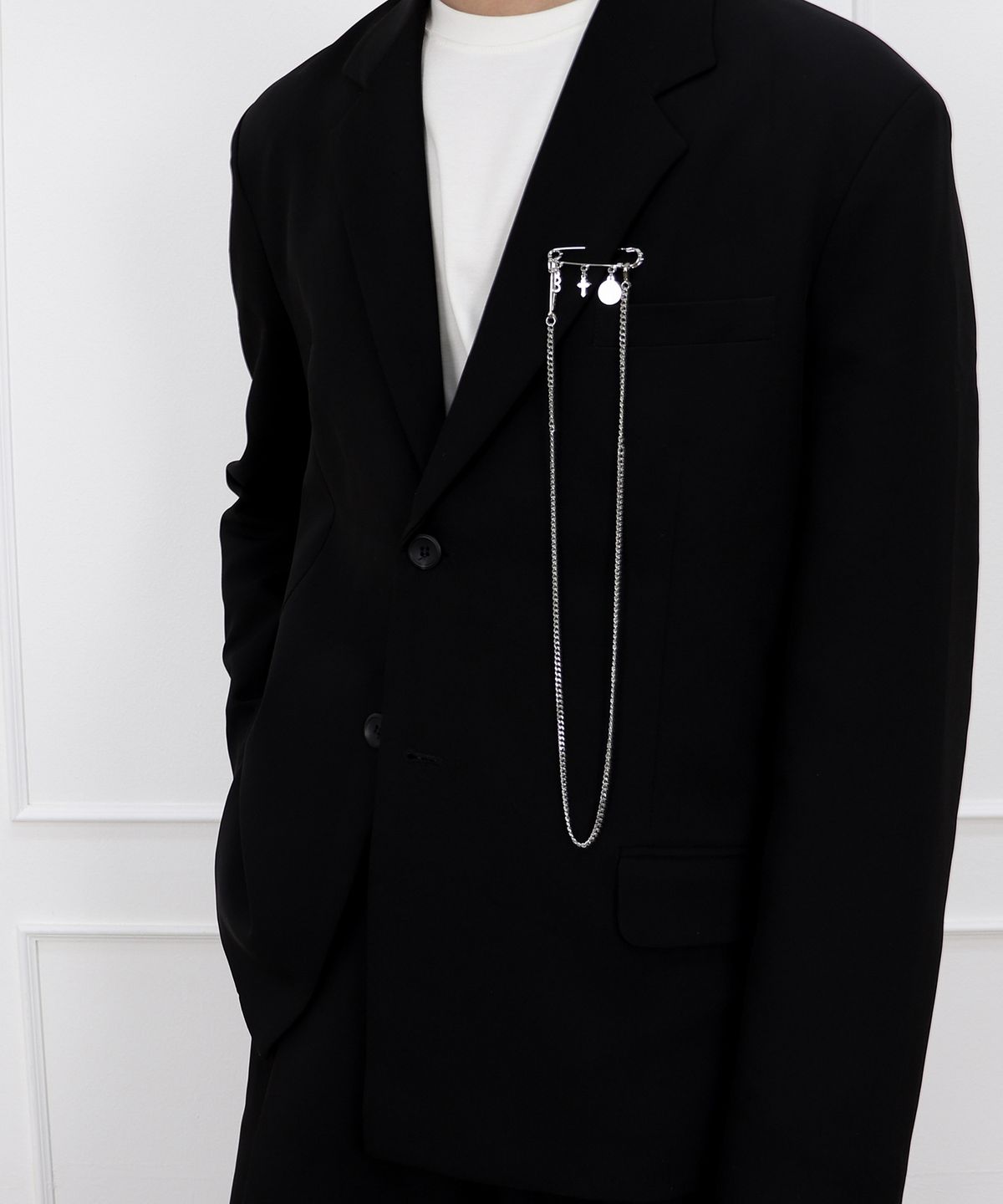 베이스클레프(BASSCLEF) 남자 브로치 옷핀 체인 CLEF Brooch
