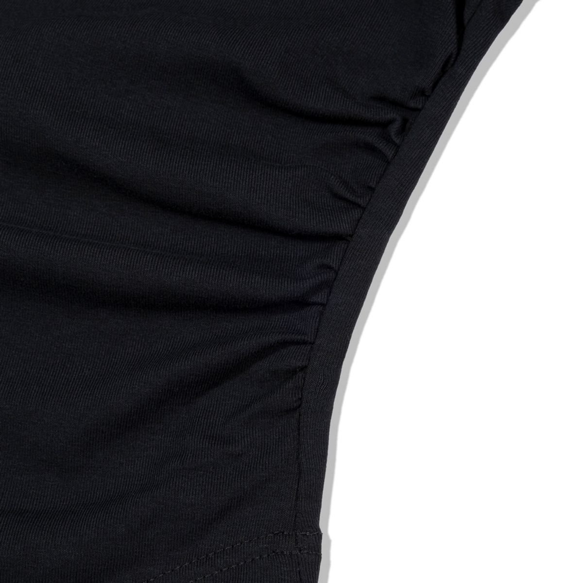 모아(MOAA) Side Ruche Curve Tee (BLACK)