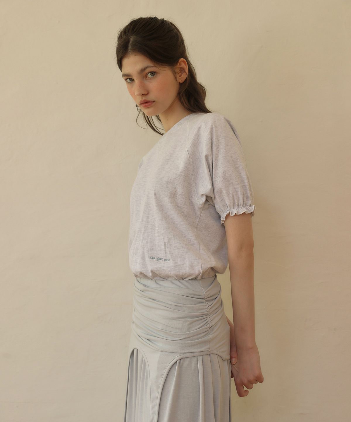 아우로(OURO) PUFF SHIRRING T-SHIRTS [ MELANGE ]