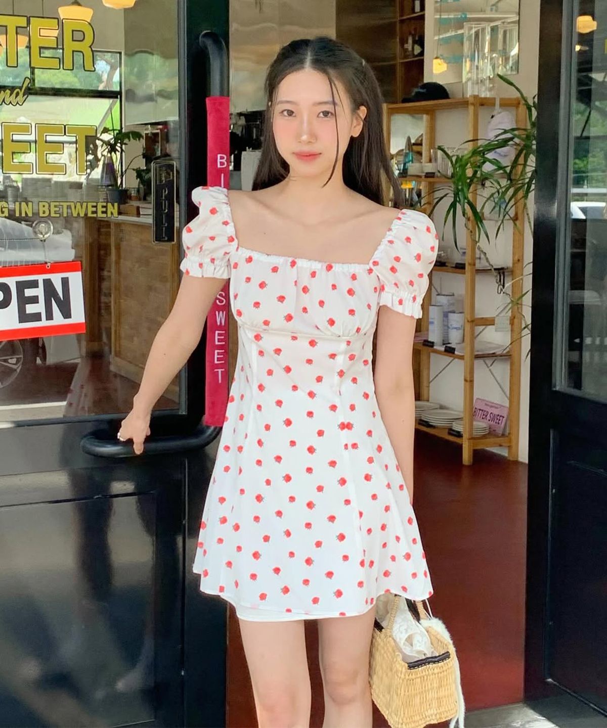 유희(YOUHEE) FLOWER PATTERN PUFF DRESS WHITE