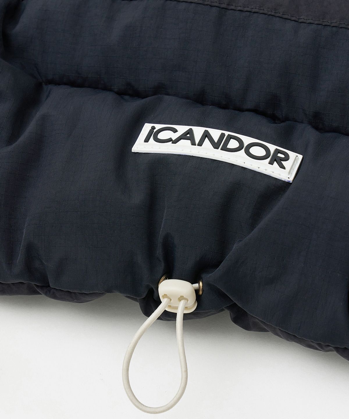 아이캔더(ICANDOR) 어반 쉴드 쿠션_블랙