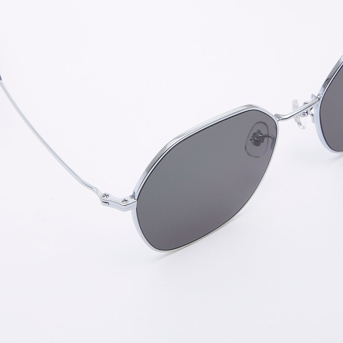 알로아이웨어(ALO EYEWEAR) [Air Titanium] AL2503 1111G 에어티타늄 헥사곤 실버 선글라스