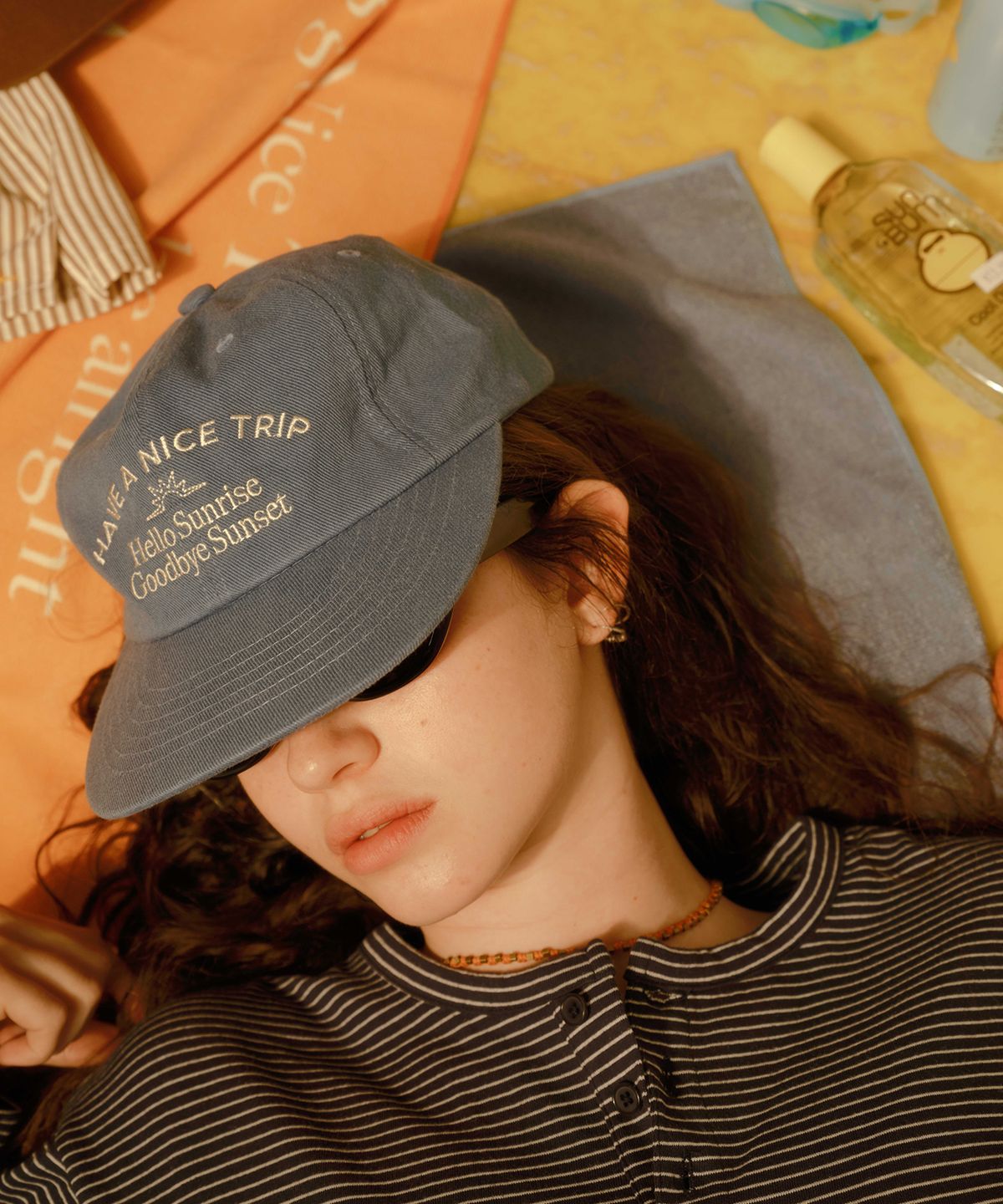 헬로 선라이즈(HELLO SUNRISE) Washed Typo Arch Logo 6panel Cap_Pacific Blue