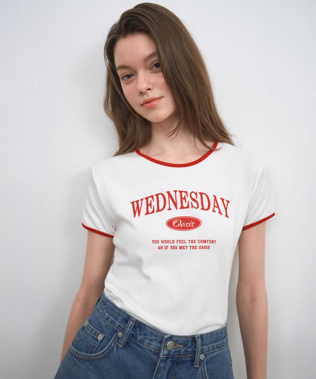 웬즈데이오아시스 포 우먼(WEDNESDAYOASISFORWOMEN) 시그니처 링거 반팔 티셔츠_IVORY(W25-TP30)