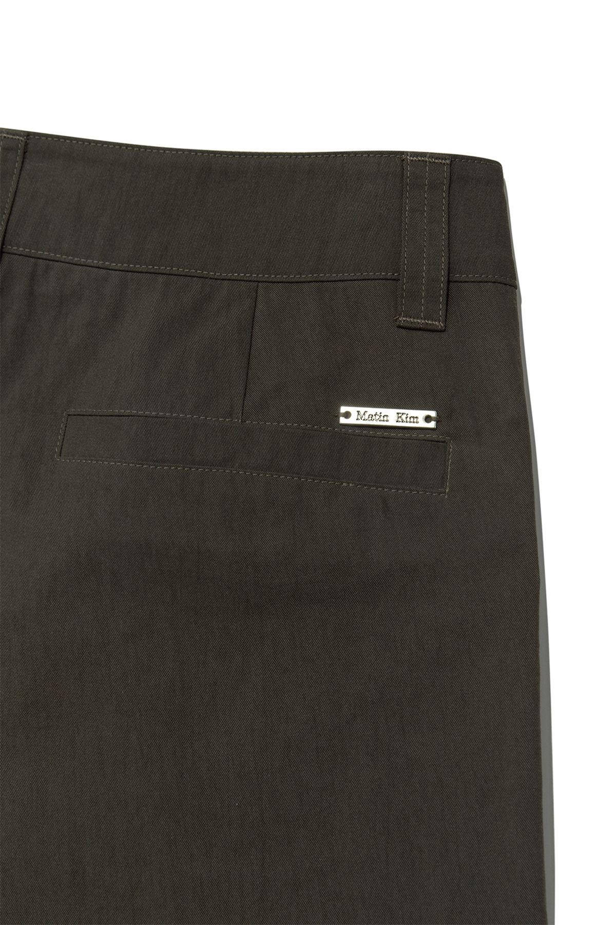 無料配送 ◆ MATIN KIM ◆ BIG POCKET VOLUME SHORTS MUSINSA公式 | MATIN KIM BIG POCKET VOLUME SHORTS IN KHAKI
