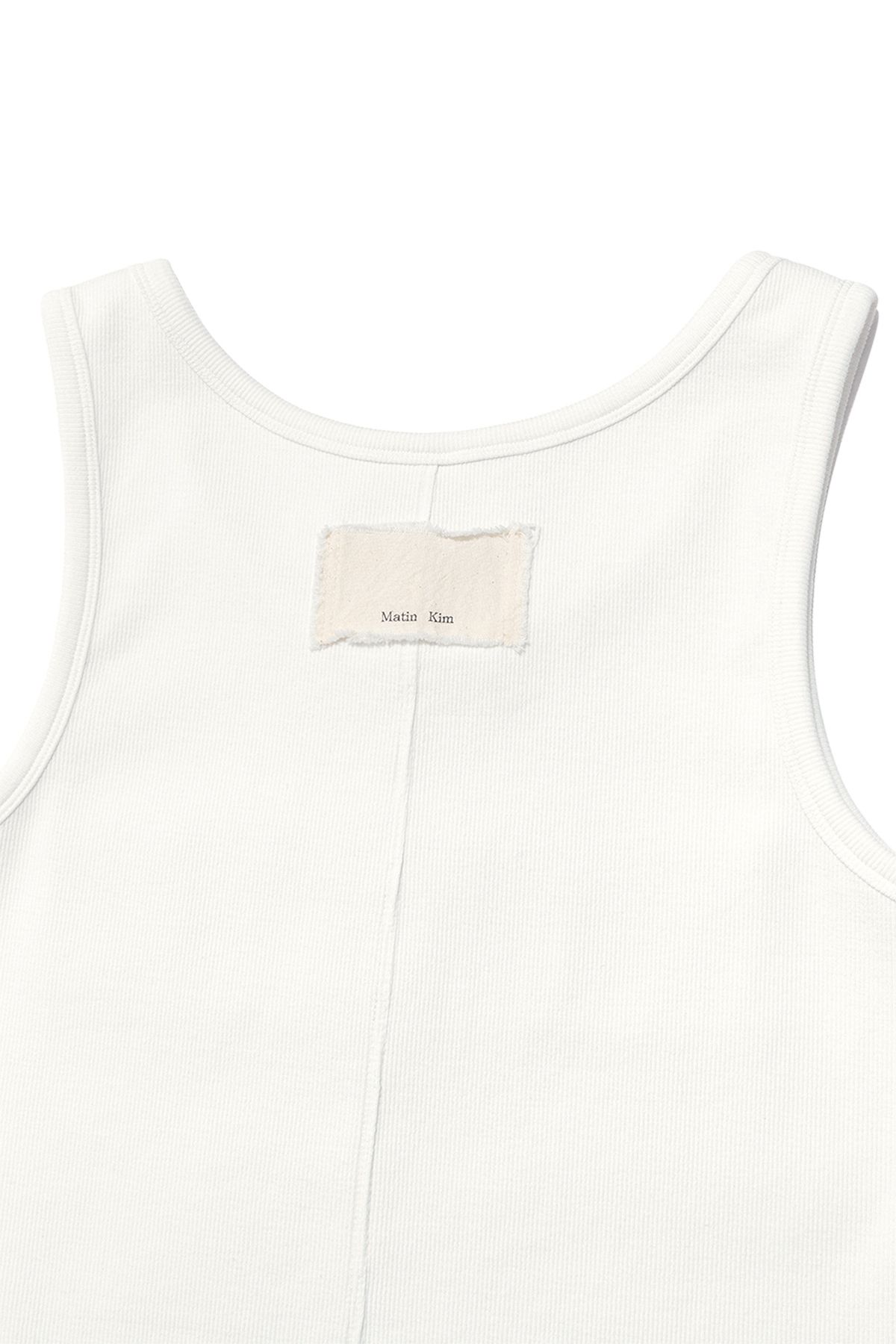 Matin Kim トラックトップス MUSINSA公式 | MATIN KIM LOGO APPLIQUE SLIM TANK TOP IN WHITE