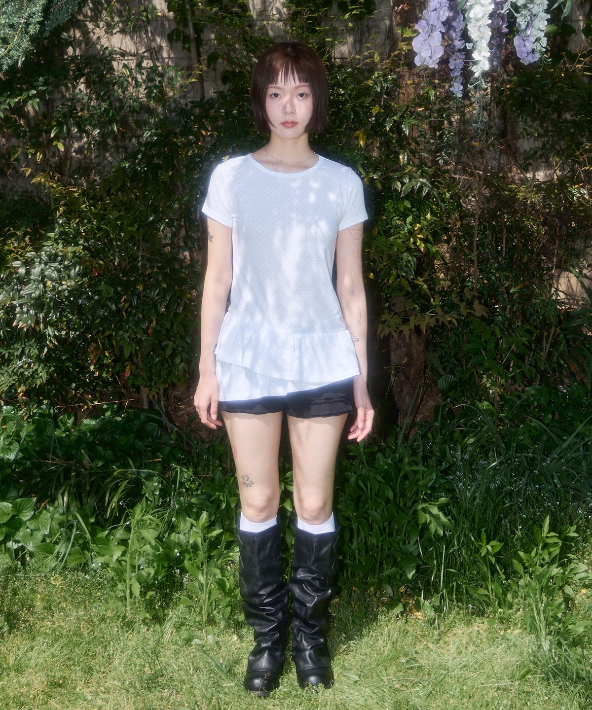 팬시클럽(FANCY CLUB) 프릴 레이어드 도트 티 (WHITE) F25QB128