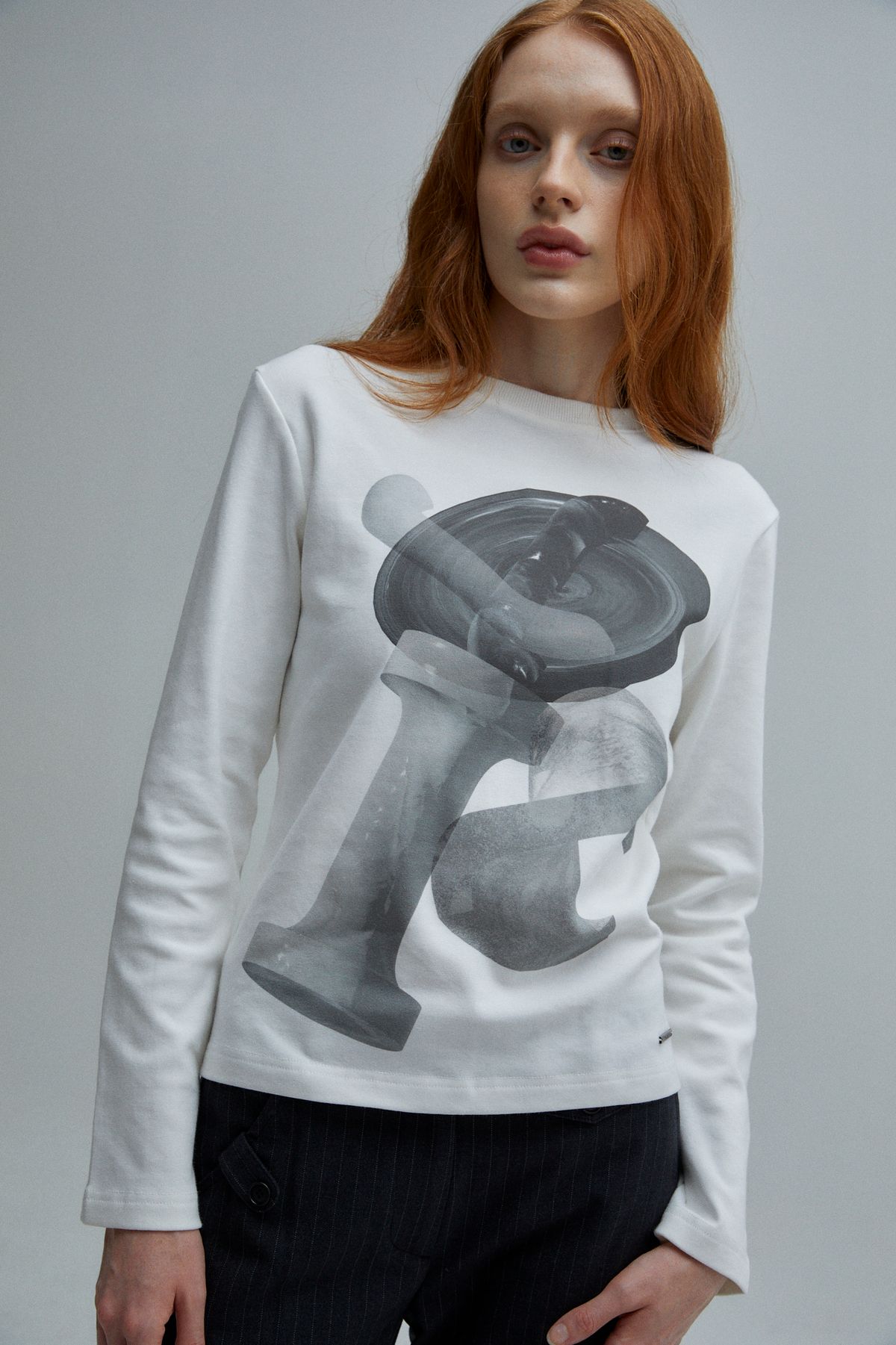 이지킴(EZKIM) GEOMETRY SLEEVE T-SHIRT