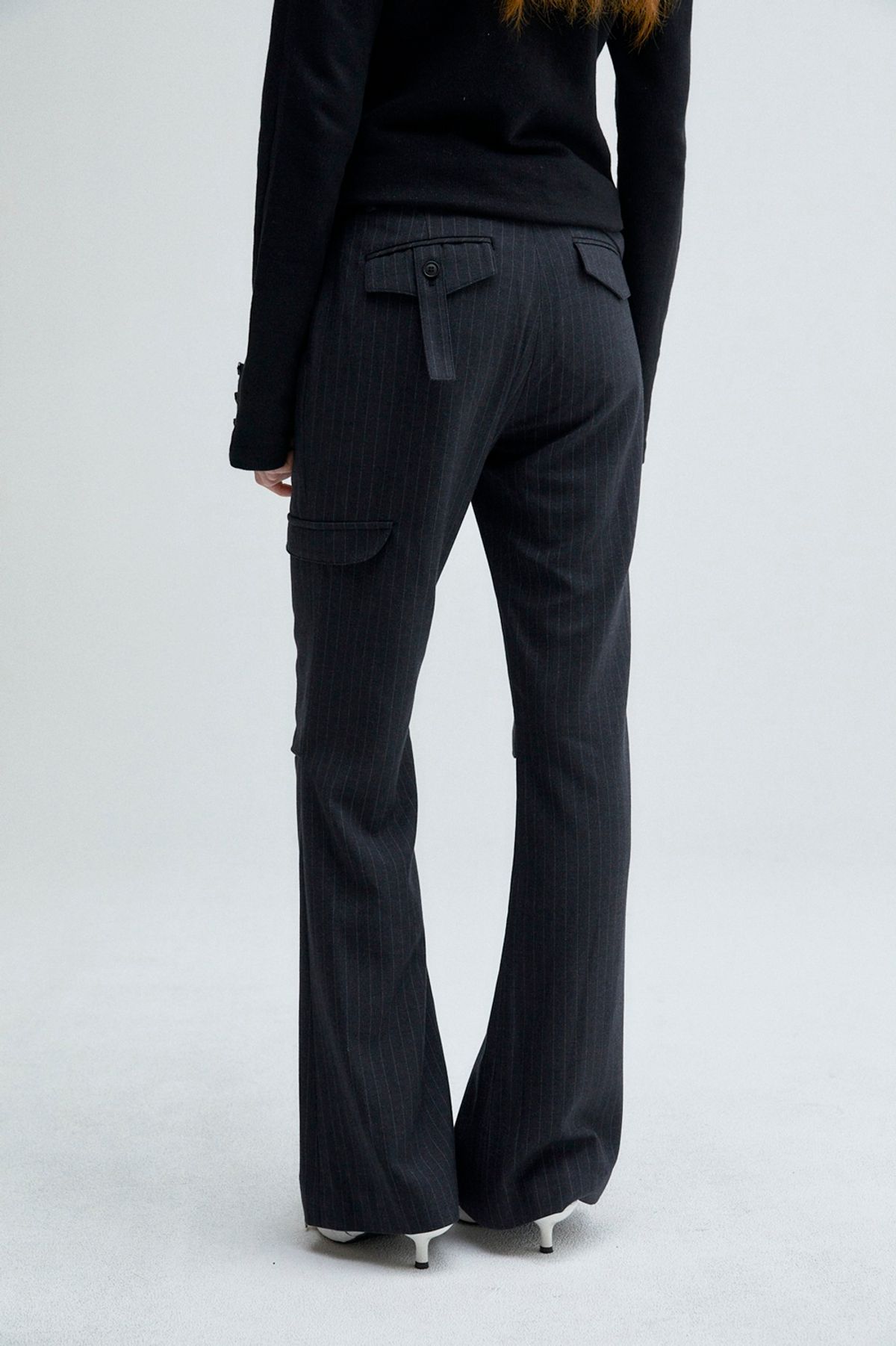 이지킴(EZKIM) STRIPE BOOTS CUT PANTS