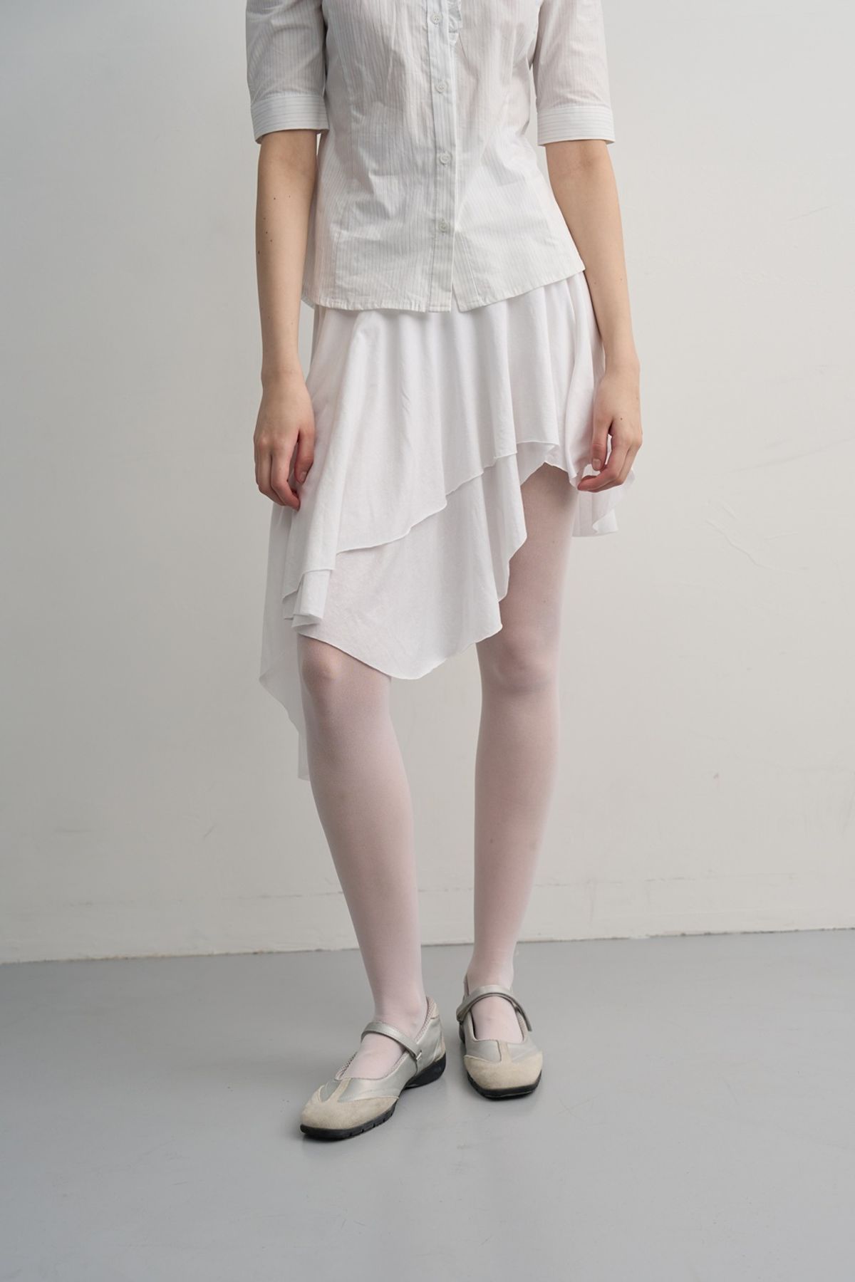 이지킴(EZKIM) EAZY LAYERED CUT SKIRT-WHITE