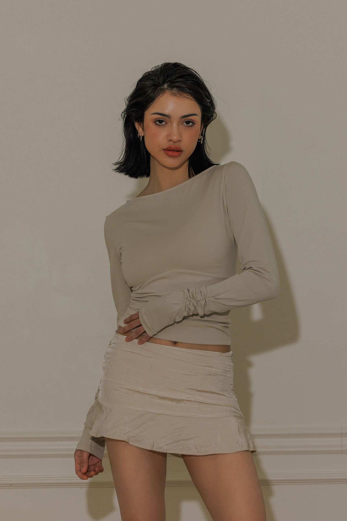 피프트 에일리어스(FIFTHALIAS) Liv boat neck tee Sand