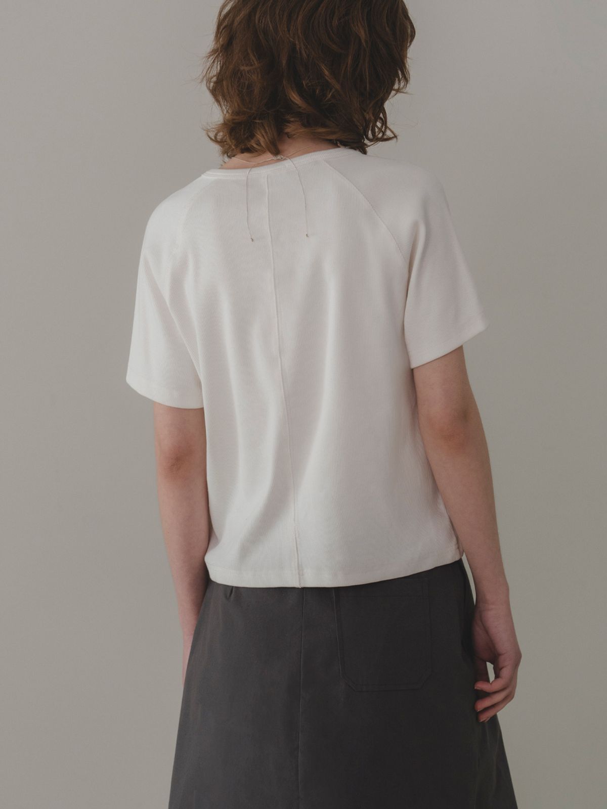 더미튼(THEMITTEN) Button half t-shirt (ivory)