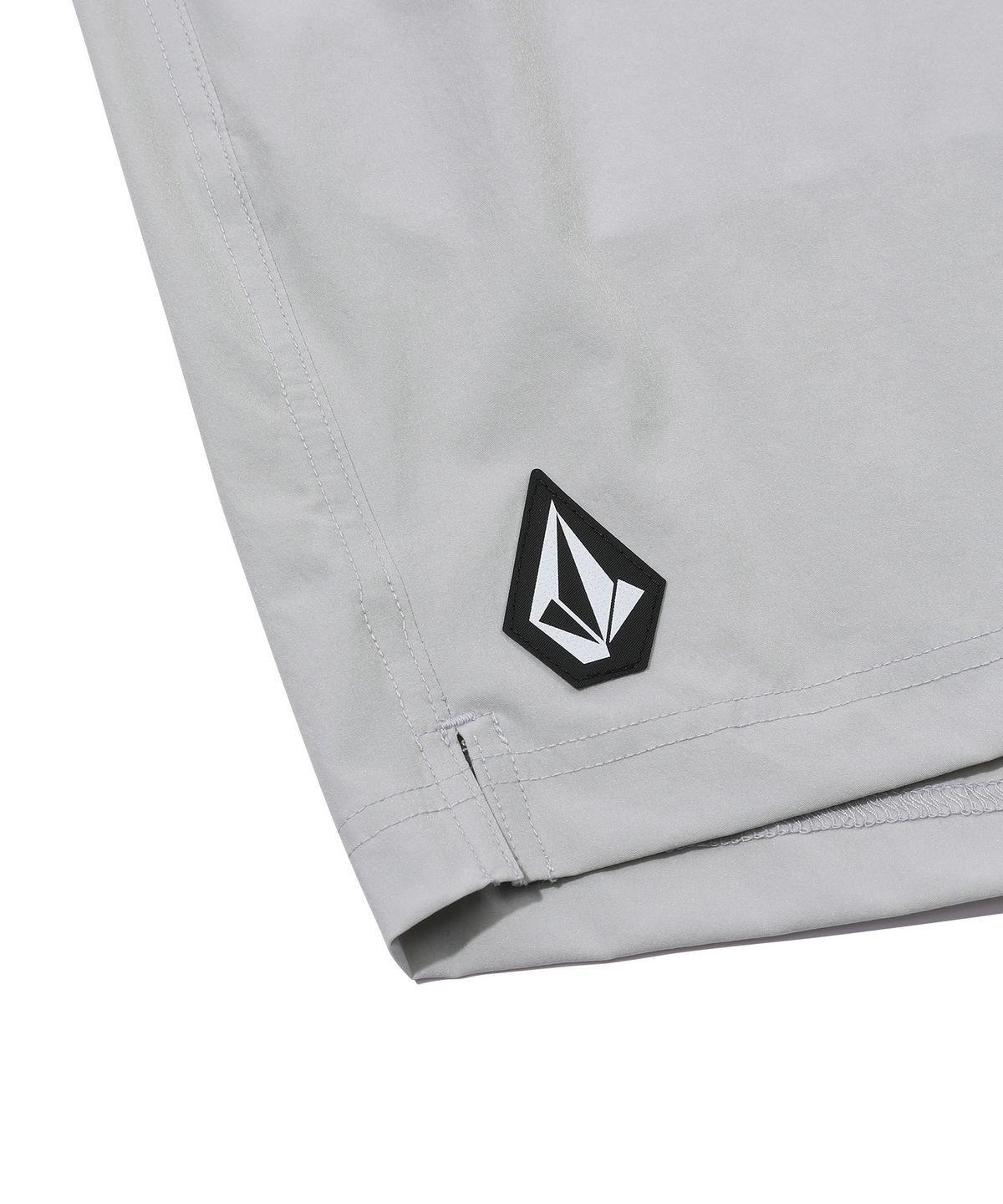 볼컴(VOLCOM) 에센셜 보드 쇼츠 (그레이)