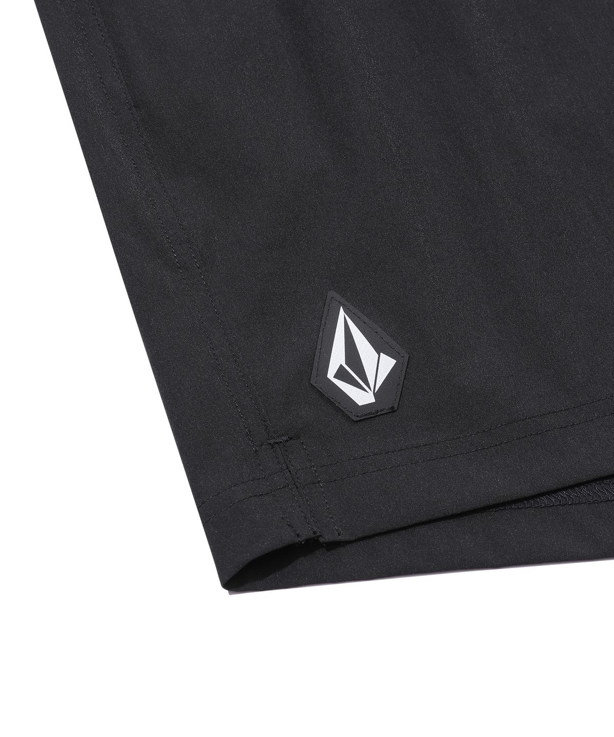 볼컴(VOLCOM) 에센셜 보드 쇼츠 (블랙)