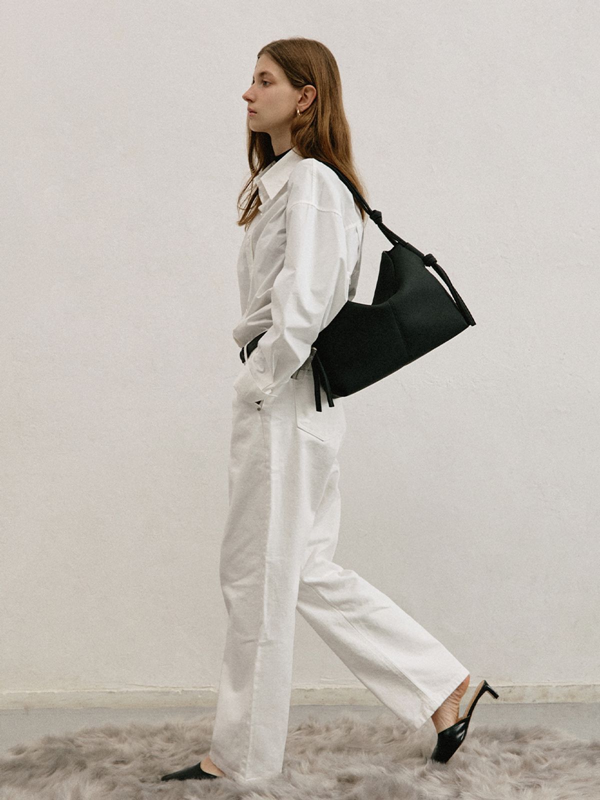 모어모르(MOREMORR) nodi bag 호보백 black