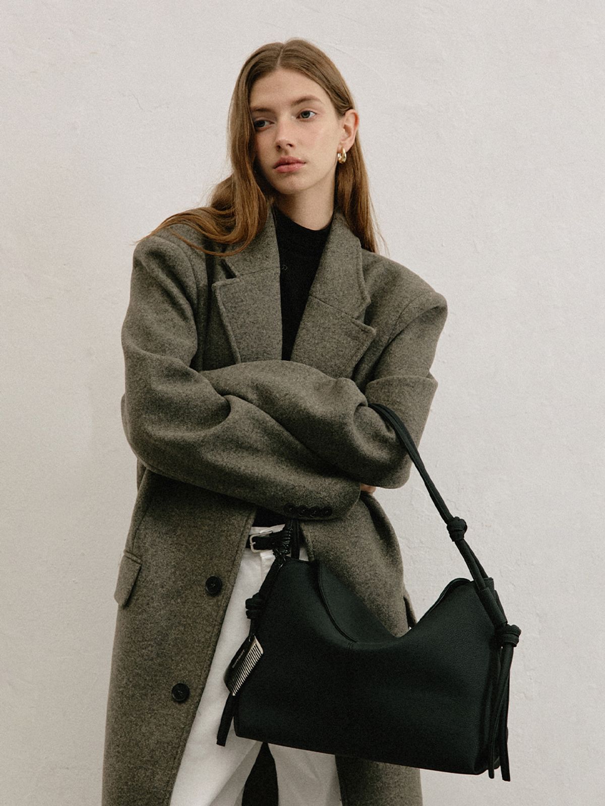 모어모르(MOREMORR) nodi bag 호보백 black